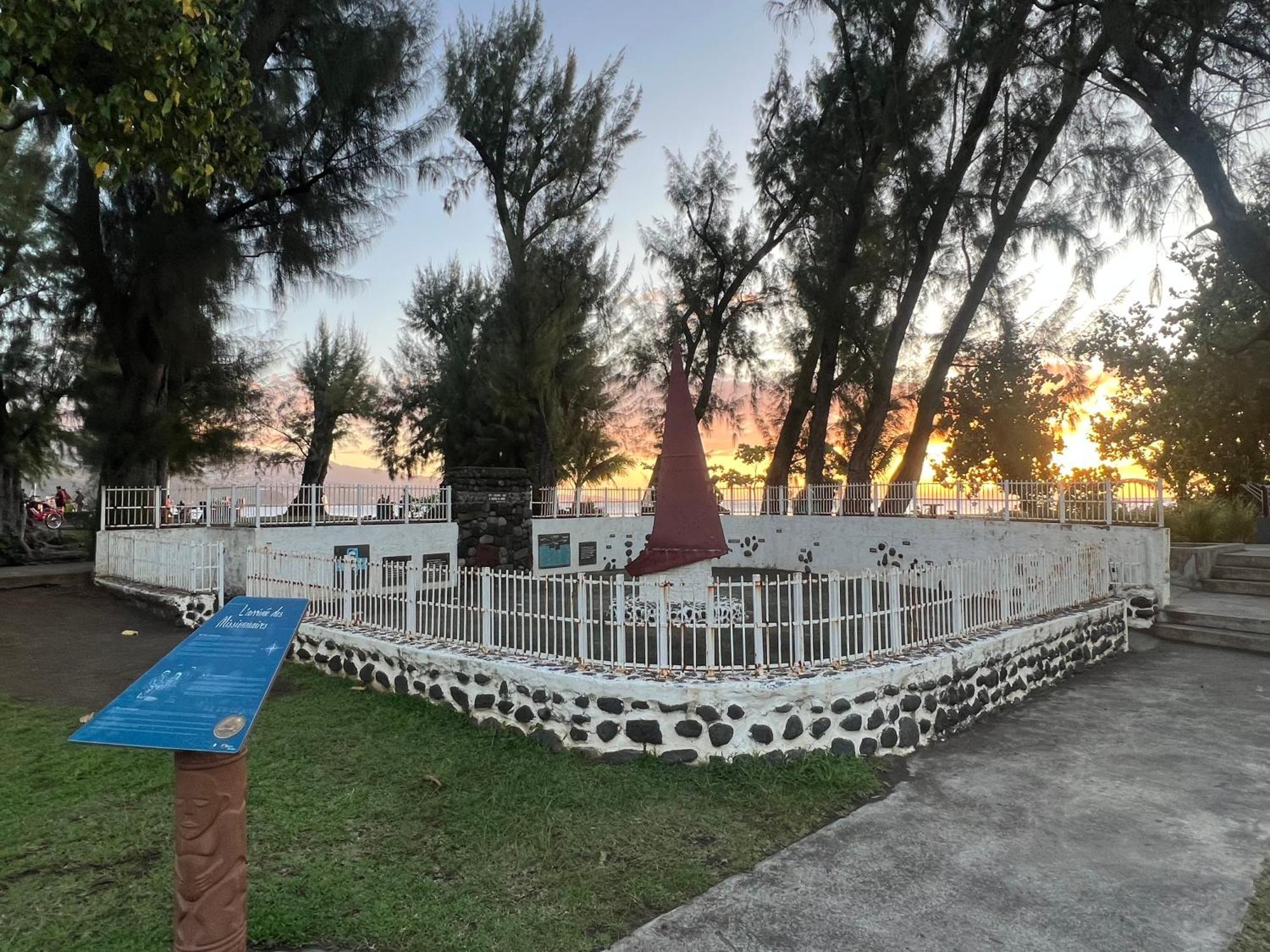 La Maison Pres Du Phare Mahina Buitenkant foto